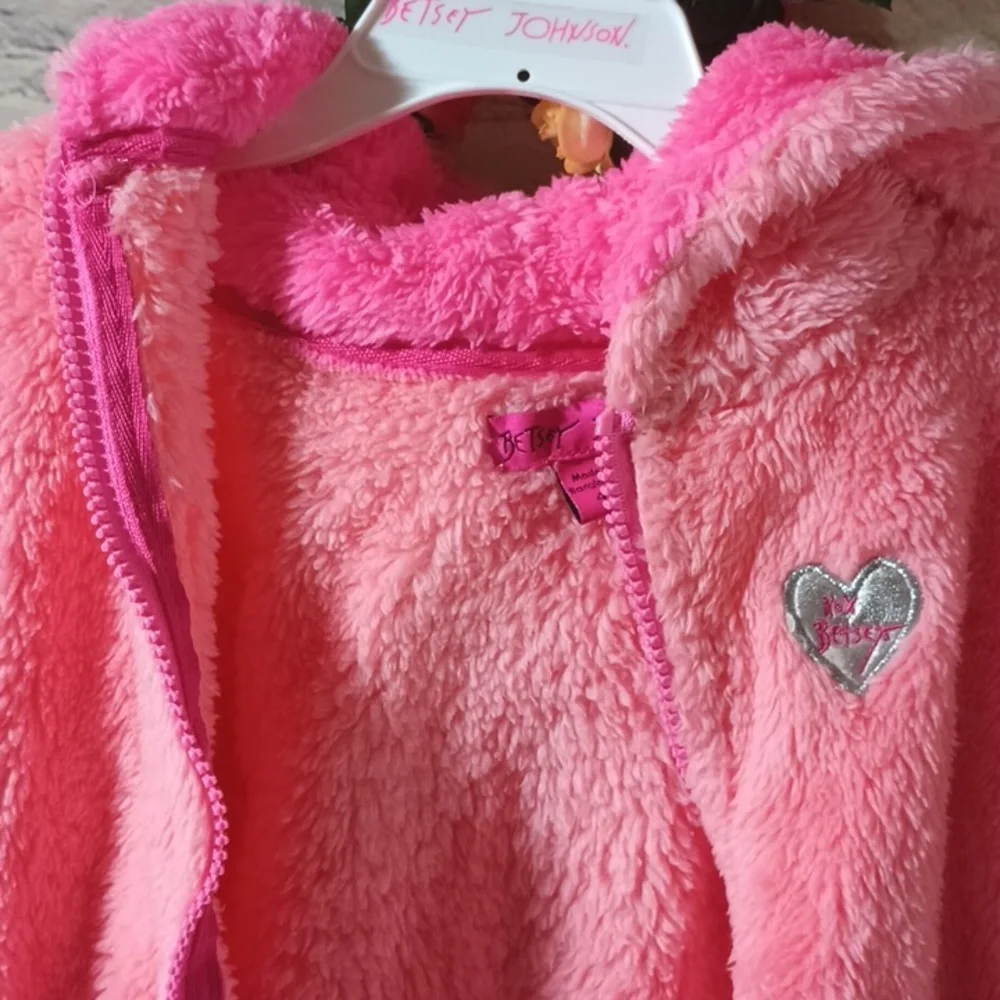 See updated listing Johnson FauxFur Fuzzy Kitten Hooded Jacket two tone Coral - Picture 8 of 9